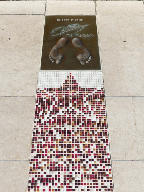 为了形象展